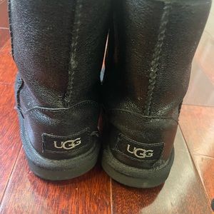 Girls Glitter UGG Boots- Black and Sparkly